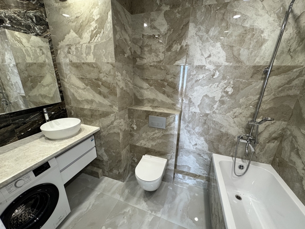 
  Продается 2-комн. квартира, 62 м², Берберовская ул, д. 14
. Фото 11.
