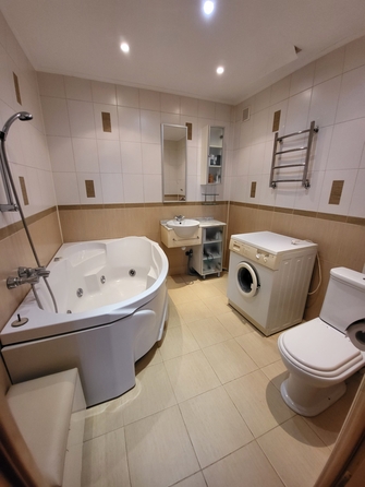
  Продается 2-комн. квартира, 67 м², Еременко ул, д. 60/12
. Фото 10.
