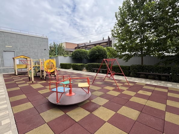 
  Продается 3-комн. квартира, 92 м², 18-я линия ул, д. 3
. Фото 21.