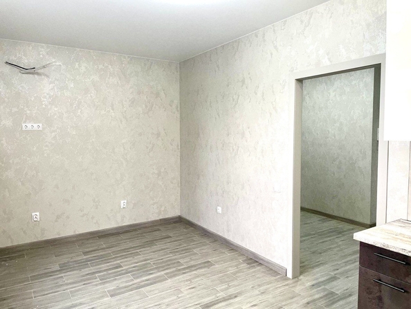 
  Продается 1-комн. квартира, 44 м², 40-летия Победы пр-кт, д. 111
. Фото 4.