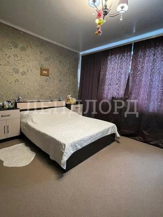 
   Продам 1-комнатную, 32.6 м², Ворошиловский пр-кт, 36-38

. Фото 1.