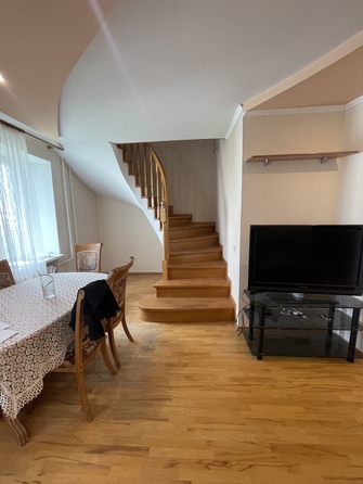 
  Продается 4-комн. квартира, 127 м², Стачки пр-кт, д. 208
. Фото 1.