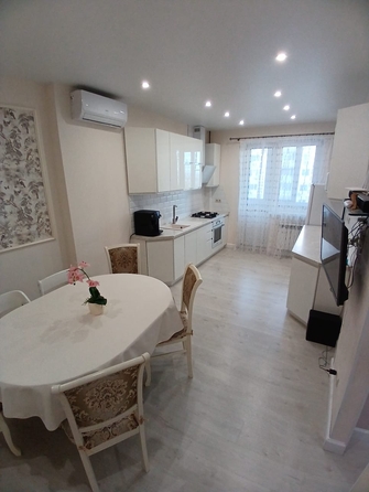 
  Продается 2-комн. квартира, 64 м², Матросова ул, д. 35
. Фото 3.