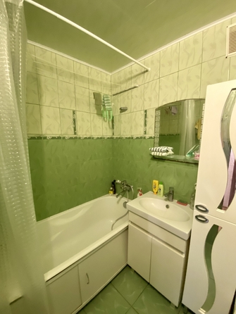 
  Продается 2-комн. квартира, 44 м², 40-летия Победы пр-кт, д. 63
. Фото 11.