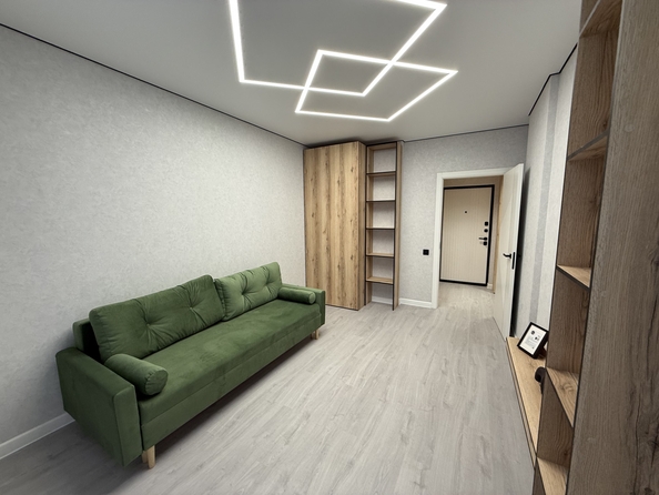 
  Продается 1-комн. квартира, 39 м², ЖК Западные Аллеи, литера 4.2
. Фото 3.