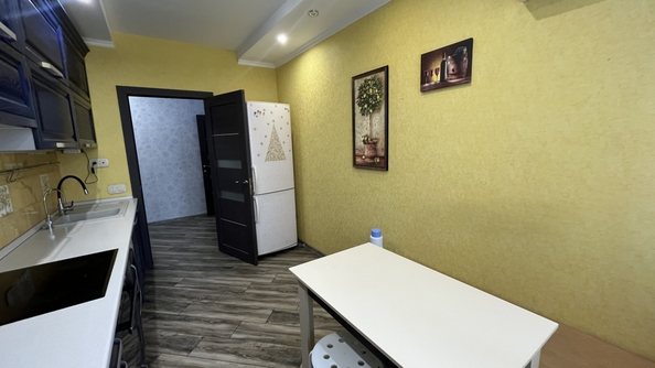 
  Продается 2-комн. квартира, 45 м², 2-я Володарского ул, д. 178
. Фото 2.