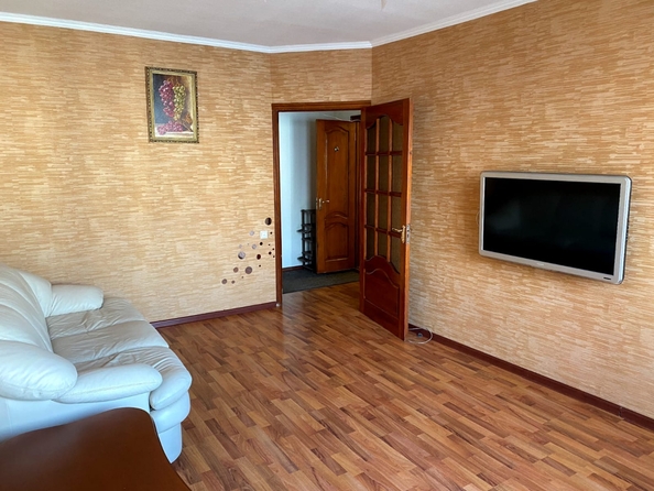 
  Продается 2-комн. квартира, 53 м², 339-й Стрелковой Дивизии ул, д. 23
. Фото 9.