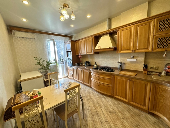 
  Продается 2-комн. квартира, 66 м², Матросова ул, д. 35
. Фото 9.