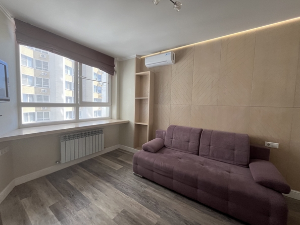 
  Продается 1-комн. квартира, 38 м², Тельмана ул, д. 110
. Фото 1.
