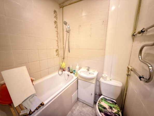 
  Продается 1-комн. квартира, 28 м², 1-я Баррикадная ул, д. 17
. Фото 9.