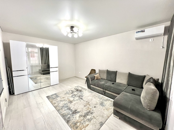 
  Продается 1-комн. квартира, 45 м², Берберовская ул, д. 6
. Фото 5.