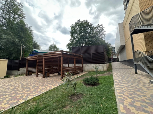 
  Продается 1-комн. квартира, 39.5 м², Ларина ул, д. 45
. Фото 1.