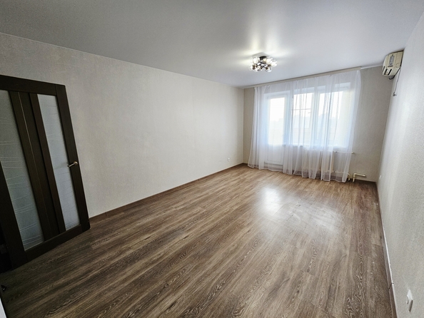 
  Продается 1-комн. квартира, 47 м², Речная ул, д. 111
. Фото 1.