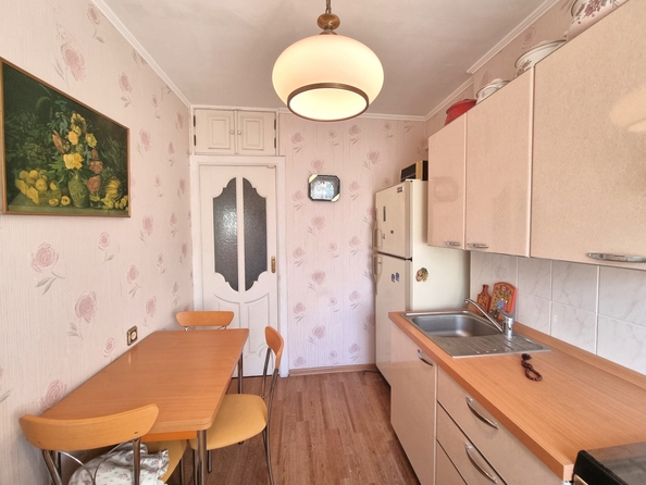 
  Продается 2-комн. квартира, 49 м², Пушкинская ул, д. 199
. Фото 6.