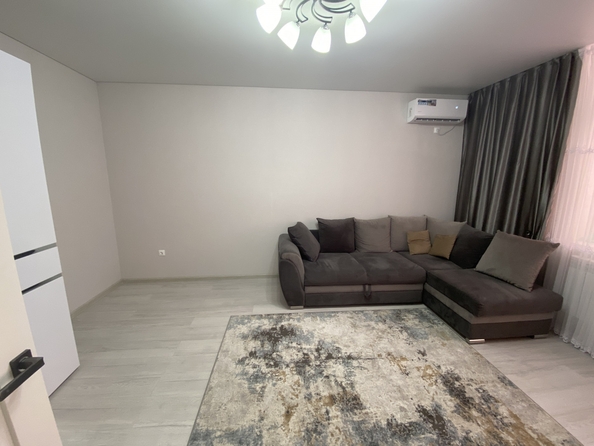 
  Продается 1-комн. квартира, 45 м², Берберовская ул, д. 6
. Фото 2.