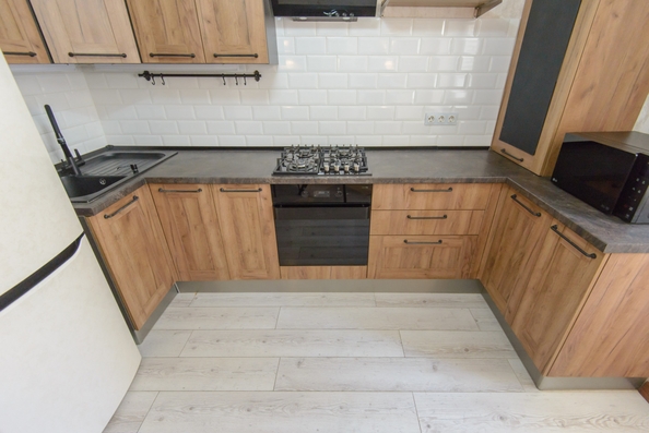 
  Продается 2-комн. квартира, 60 м², 35-я линия ул, д. 83/75
. Фото 3.