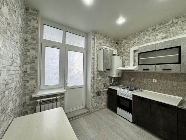 
  Продается 1-комн. квартира, 32 м², Берберовская ул, д. 8
. Фото 1.