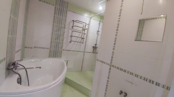 
  Продается 4-комн. квартира, 77.8 м², Благодатная ул, д. 168/3
. Фото 9.