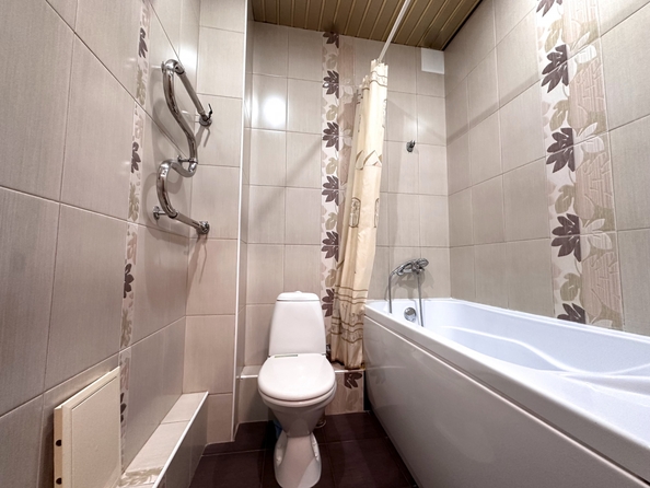 
  Продается 3-комн. квартира, 76.2 м², Зорге ул, д. 70/1
. Фото 7.