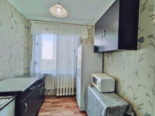
  Продается 1-комн. квартира, 21.8 м², Жмайлова ул, д. 7
. Фото 6.
