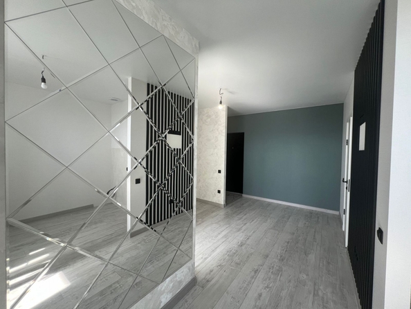 
  Продается 2-комн. квартира, 40 м², 26-я линия ул, д. 2
. Фото 1.