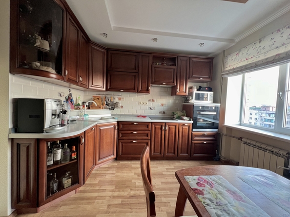
  Продается 2-комн. квартира, 64 м², Вартанова ул, д. 31
. Фото 2.