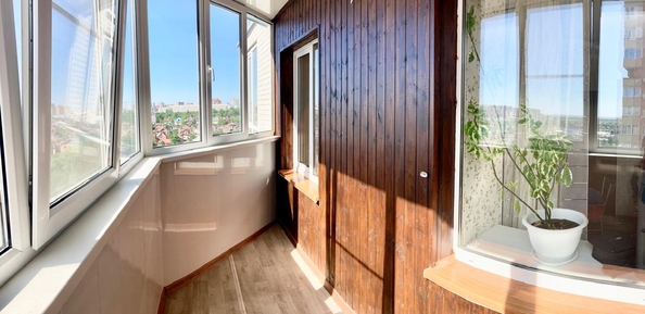 
  Продается 2-комн. квартира, 56 м², Стабильная ул, д. 9
. Фото 3.