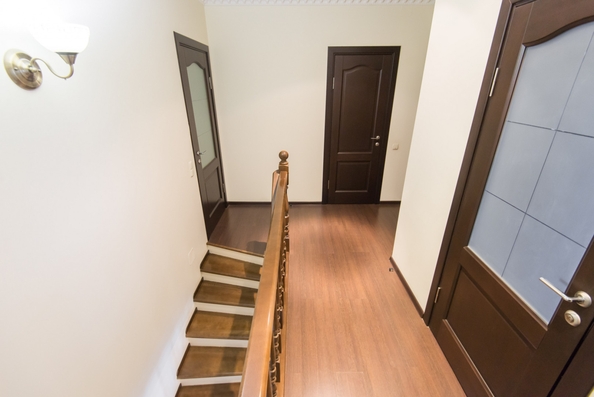 
  Продается 4-комн. квартира, 123 м², Яблоневый пер, д. 2
. Фото 9.