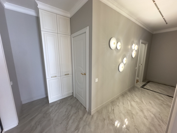 
  Продается 4-комн. квартира, 130 м², Островского пер, д. 92
. Фото 26.