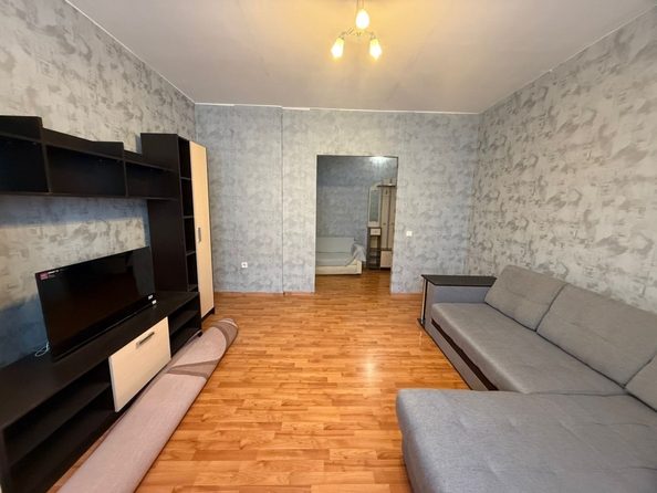 
  Продается 1-комн. квартира, 35 м², Стабильная ул, д. 21
. Фото 4.