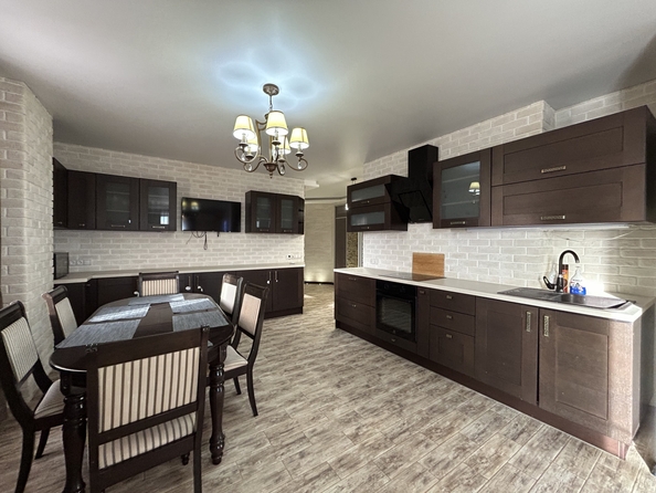 
  Продается 2-комн. квартира, 86 м², 20-я улица ул, д. 43
. Фото 18.