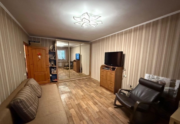 
  Продается 1-комн. квартира, 40.5 м², Жлобинский пер, д. 19а
. Фото 4.