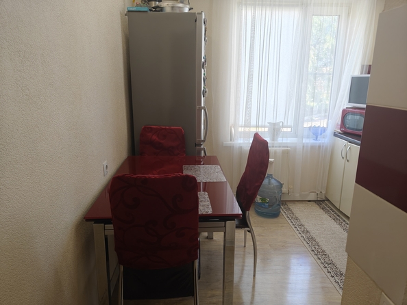 
  Продается 2-комн. квартира, 43 м², Промышленный пер, д. 80
. Фото 2.