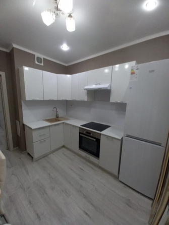 
  Продается 1-комн. квартира, 40 м², Королева пр-кт, д. 20а
. Фото 2.