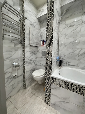 
  Продается 1-комн. квартира, 42 м², Комарова б-р, д. 18
. Фото 5.