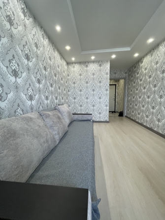 
  Продается 1-комн. квартира, 42 м², Комарова б-р, д. 18
. Фото 9.