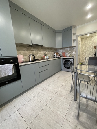 
  Продается 1-комн. квартира, 42 м², Комарова б-р, д. 18
. Фото 10.