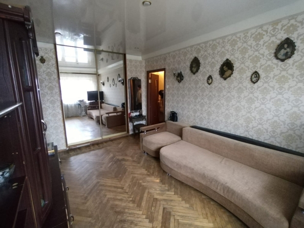 
  Продается 3-комн. квартира, 47.3 м², Университетский пер, д. 131б
. Фото 3.