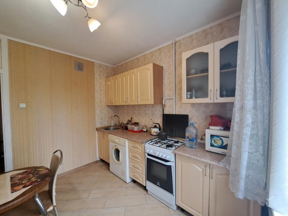 
  Продается 3-комн. квартира, 64 м², Королева пл, д. 12
. Фото 4.