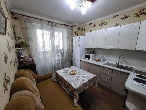 
  Продается 2-комн. квартира, 75 м², Извилистая ул, д. 21
. Фото 1.