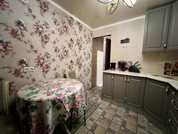 
  Продается 2-комн. квартира, 52 м², Платова ул, д. 66
. Фото 3.