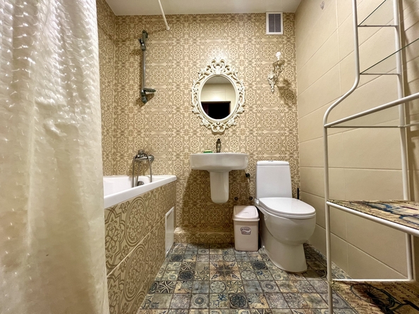 
  Продается 2-комн. квартира, 52 м², Платова ул, д. 66
. Фото 9.