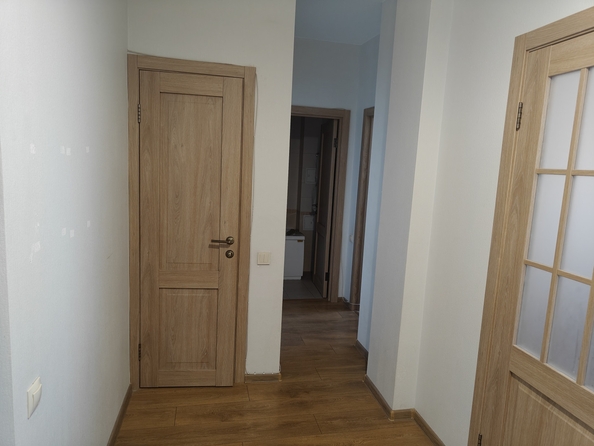 
  Продается 3-комн. квартира, 70.1 м², Комарова ул, д. 132
. Фото 9.