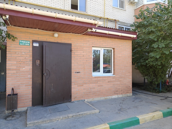 
  Продается 3-комн. квартира, 70.1 м², Комарова ул, д. 132
. Фото 25.