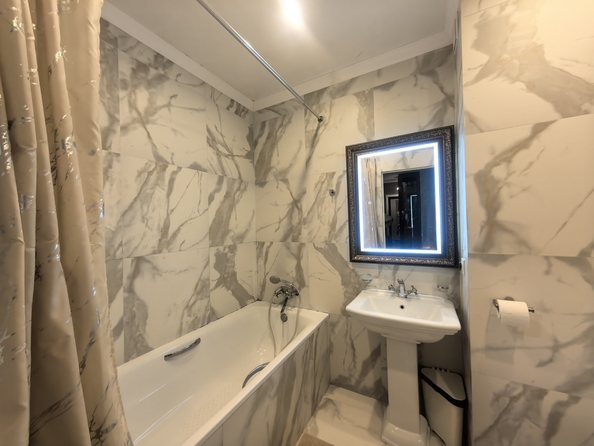 
  Продается 3-комн. квартира, 83.6 м², Закруткина ул
. Фото 7.