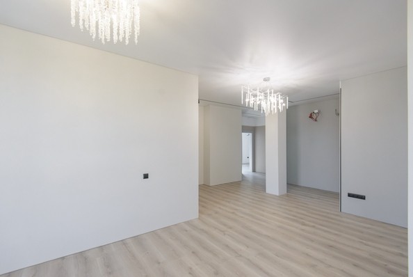 
  Продается 4-комн. квартира, 139.1 м², Максима Горького ул, д. 120
. Фото 8.