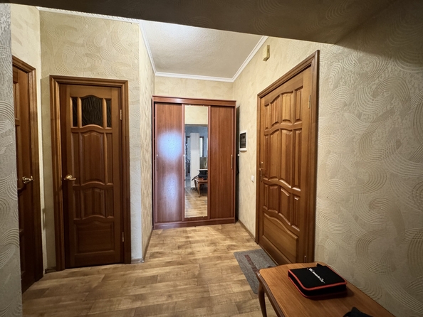 
  Продается 2-комн. квартира, 69 м², 3-я улица ул, д. 7/51
. Фото 9.