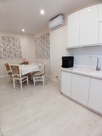 
  Продается 2-комн. квартира, 64 м², Матросова ул, д. 35
. Фото 2.