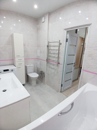 
  Продается 2-комн. квартира, 64 м², Матросова ул, д. 35
. Фото 26.