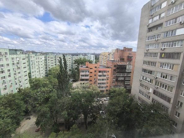 
  Продается 2-комн. квартира, 57 м², Таганрогская ул, д. 126
. Фото 10.